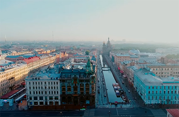 «Вторые» названия российских городов. Почему Москва — златоглавая, а Петербург — культурный?